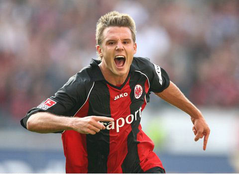 出更高要求 出更高要求